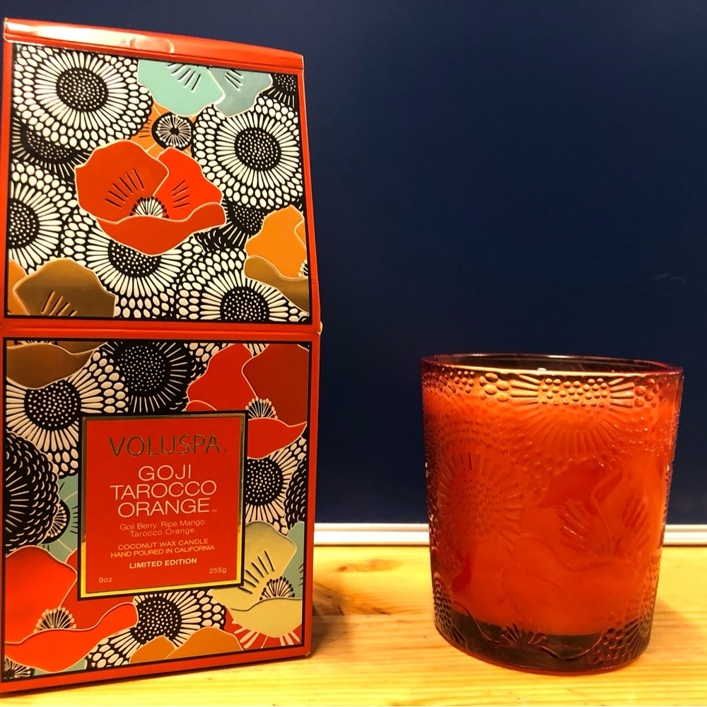 Voluspa Goji Tarocco Orange Candle - Red